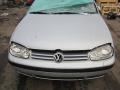 Kuva 1: Volkswagen Golf IV 1.6  2001