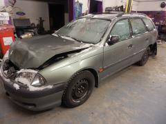 Toyota Avensis 1.8 VVti -00