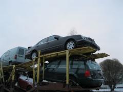 Mercedes-Benz E 200E 210