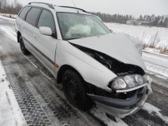 Toyota Avensis 1.6 Farm. -00