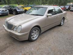 Mercedes-Benz E 210 200 CDi Sed