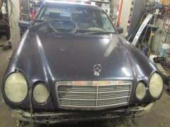 Mercedes-Benz E 290TD -98 Elegance sedan