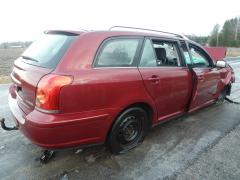 Toyota Avensis 1.6 VVti Farm. -05