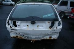 Volvo V40 1,8 16V -96