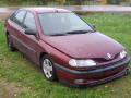 Kuva 1: Renault Laguna 2.0i 1996