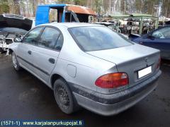 Toyota avensis 98-02