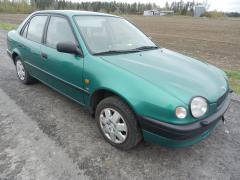 Toyota Corolla 1.6 sedan -98