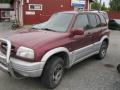 Kuva 1: Suzuki Vitara 4x4 2.5i V6 1999