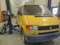 Kuva 1: Volkswagen Transporter 2,4D Syncro, lyhyt -93 1993