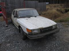 Saab 900