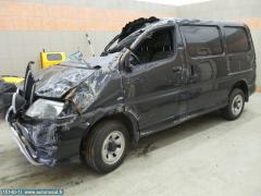 Toyota hi-ace 06->>