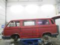 Kuva 1: Volkswagen Transporter 1,6TD  1990