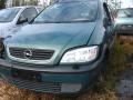 Kuva 1: Opel Zafira 2,2 -01 hopea ja vihre 2001