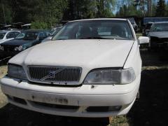 Volvo S70 2.4 -00 valkoinen