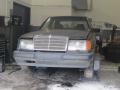 Kuva 1: Mercedes-Benz 200D (w124) sedan -88 1988