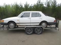 Saab 900