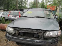 Volvo V70 2.4 -02 vaal.vihr
