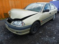 Toyota Avensis 1.8 VVti LB -02