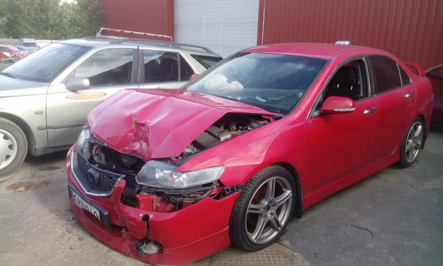Purkuauto Honda Accord 2004 Sedan Bensiini 18219 Varaosat Purkuauto Honda Accord 2004 Sedan Bensiini 18219 Varaosat