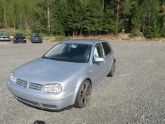 Volkswagen Golf IV 2.3i V5 5/HB