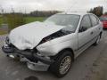 Kuva 1: Toyota Avensis 1.8 sed. -00 2000