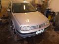 Kuva 1: Volkswagen Golf IV 1.4 1999