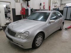 Mercedes-Benz C 203 200 CDi Sed