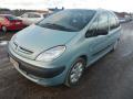 Kuva 1: Citroen Xsara Picasso 2.0 HDi -01 2001