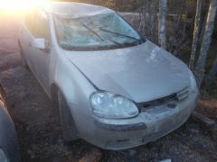 Volkswagen Golf V 1.6