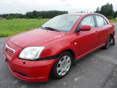 Toyota Avensis 1.8 VVti LB -03