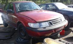 Saab 900