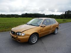 Toyota Corolla 1.4 VVti HB -00