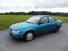 Toyota Corolla 1.3 sed. -96