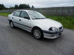 Toyota Avensis 1.8 sed. -00
