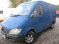 Kuva 1: Mercedes-Benz Sprinter 208CDI lyhyt matala (w901-905) 95-07 2000