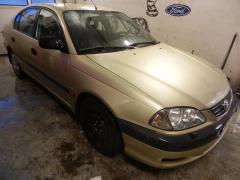 Toyota Avensis 1.6 VVti sed. -01