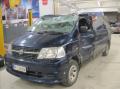 Kuva 1: Toyota Hiace D4D 117 Neliveto bussi 2008