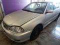 Kuva 1: Toyota Avensis 1.8 VVti sed. -02 2002