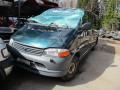 Kuva 1: Toyota Hiace  2,5 D4D pitk -05 2005