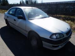Toyota Avensis 1.6 sed. -99