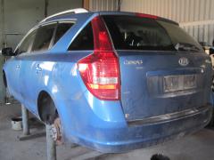 Kia Ceed 1,6 -10 turkoosi farmari