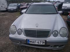 Mercedes-Benz E 220CDI