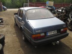 Saab 900