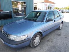 Saab 900
