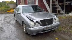 Mercedes-Benz E 200 CDI sedan -00