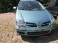 Kuva 1: Nissan Almera Tino 1.8 -02 2002