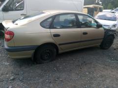 Toyota Avensis 1,8 vvt-i LB -02