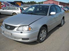 Toyota Avensis 1.8 VVti sed. -02