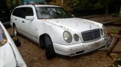 Mercedes-Benz E 220 cdi FARMARI
