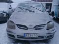 Kuva 1: Nissan Almera Tino 1.8 Bensa 2002